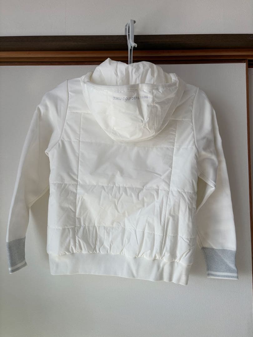 ホワイト フード付きジャケット 243