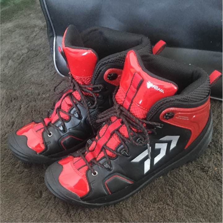 ダイワ Daiwa スパイクシューズ シューズボックス 美品