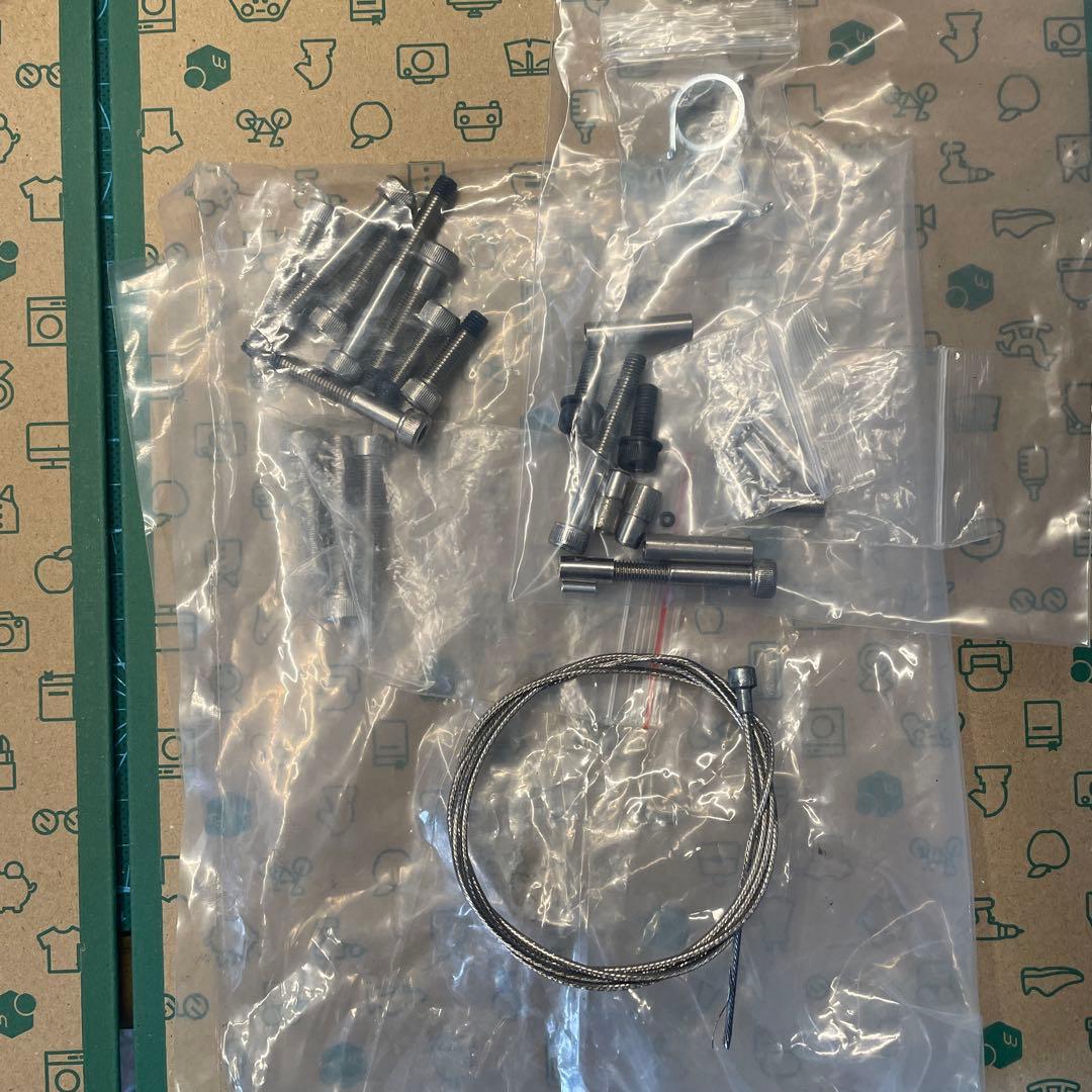 グロータック EQUAL 機械式ディスクブレーキ 黒 DURA-ACE ケーブル