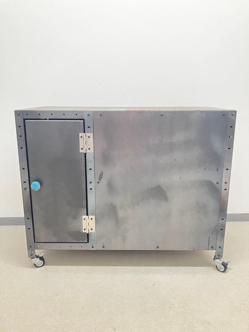 z*i様 MILLS TOKYO スチール製ワゴン｜オーダーメイド品