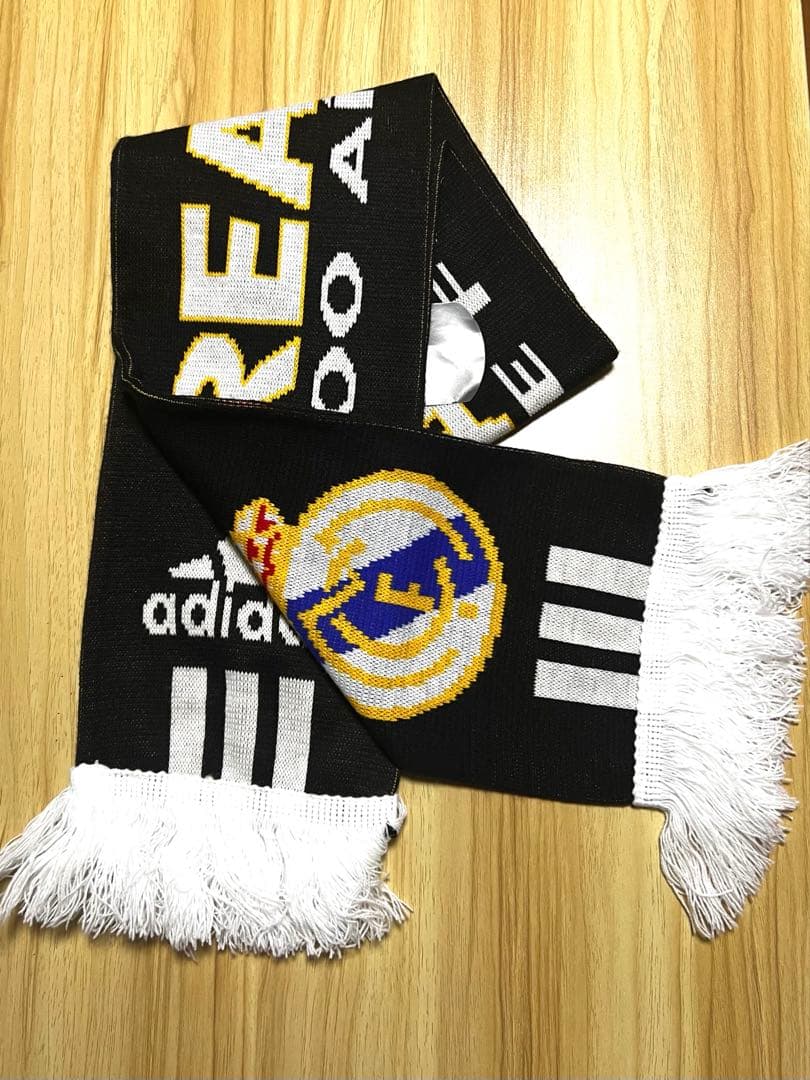 レアル・マドリード100周年記念 マフラー adidas 正規品