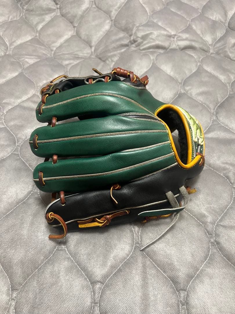 RYU 軟式用オーダーグローブ　内野用