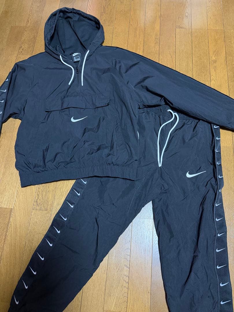 NIKEセットアップ　Sサイズ