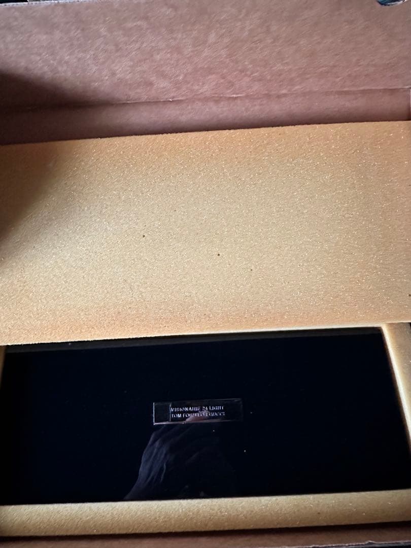 VISIONAIRE 24号　LIGHT TOM FORD FOR GUCCI