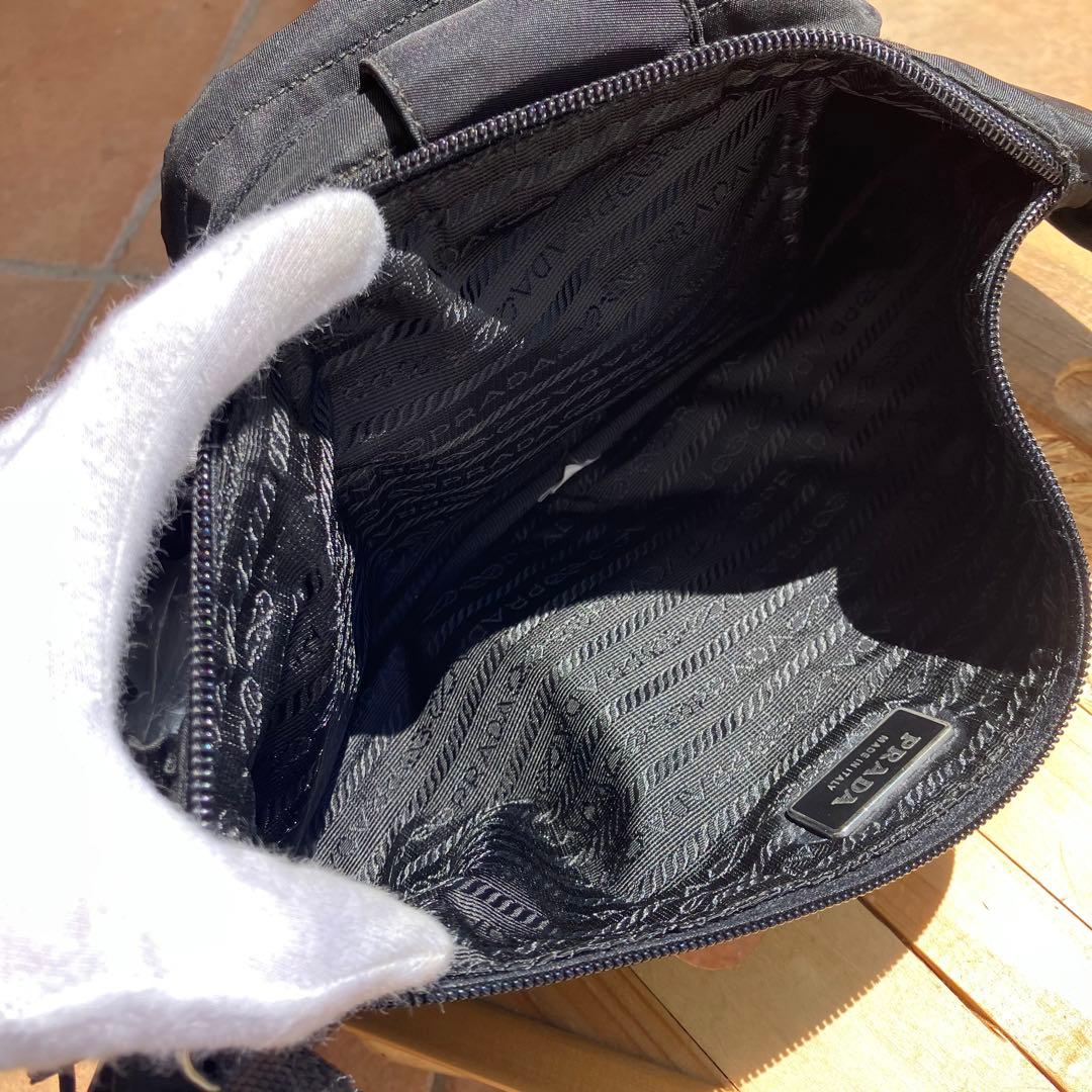 ✨極美品✨プラダ PRADA ボディバッグ ブラック ナイロン