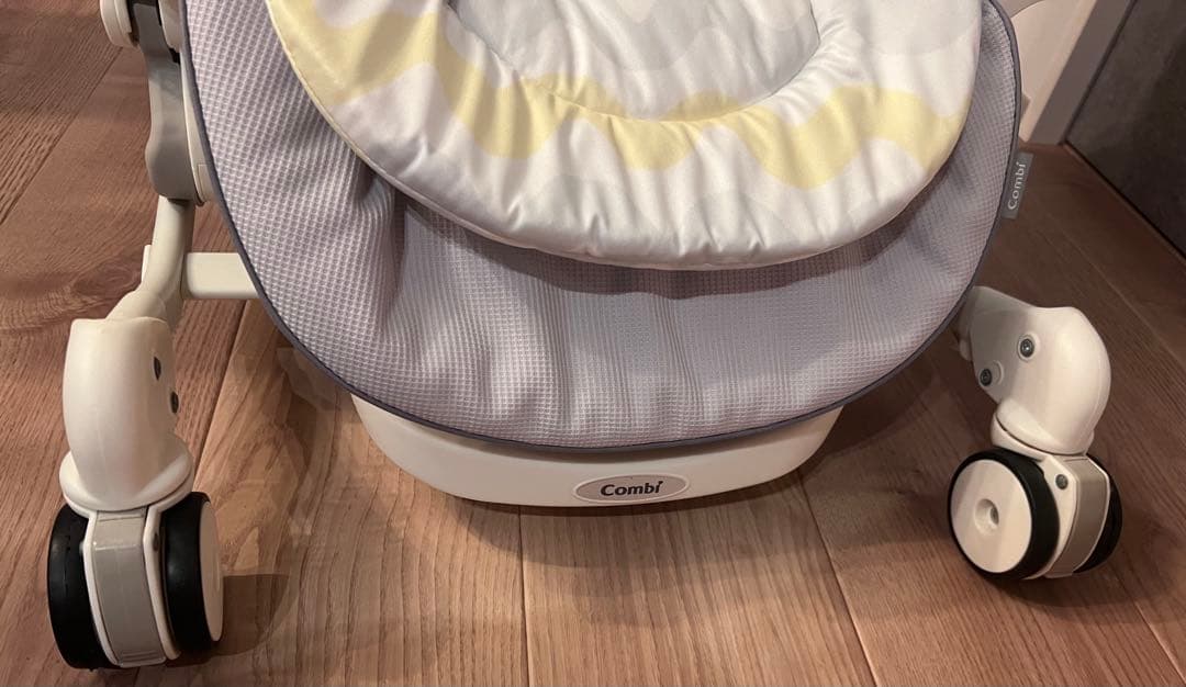 コンビCombi ネムリラ　ハイローチェア　手動