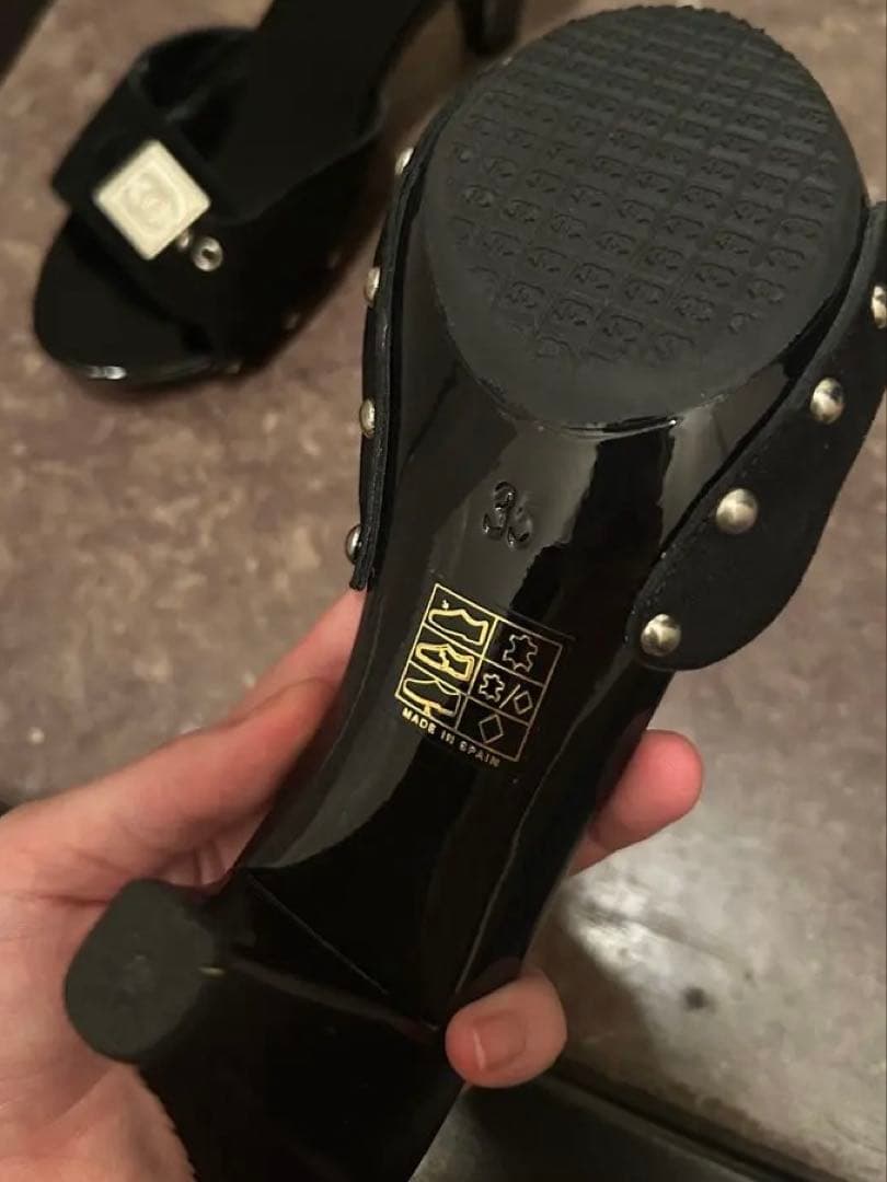 期間限定値下げ　CHANEL ブラック ミュール 高ヒール