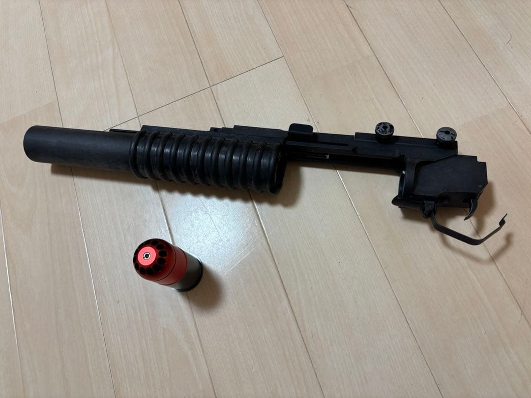 グレネードランチャー、リーフサイトレプリカ