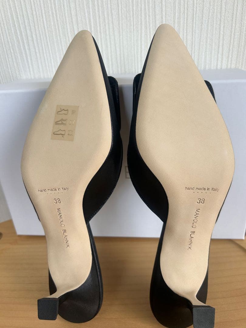 新品⭐︎名品【Manolo Blahnik】メイセール　コットンミュール38