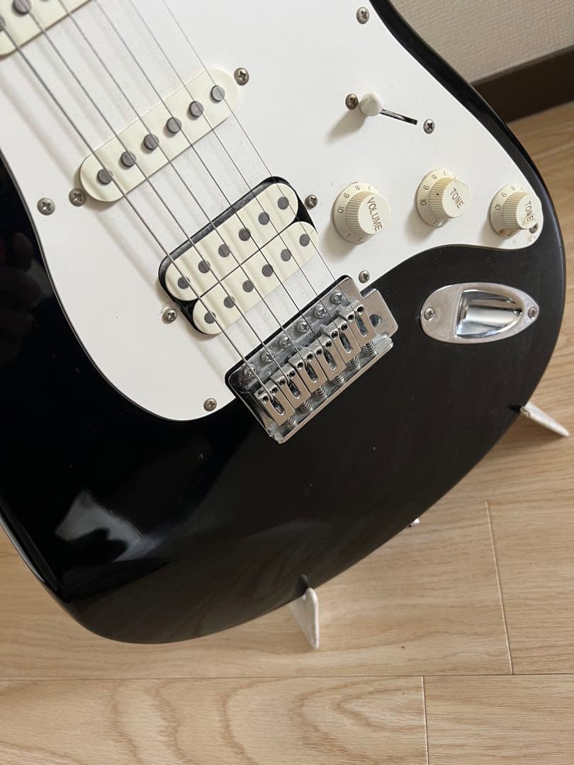 FERNANDES LE-1Z ストラトキャスタータイプ