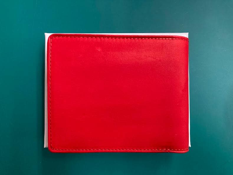 広島東洋カープ　グラブ革二つ折り財布　未使用品　ミズノ