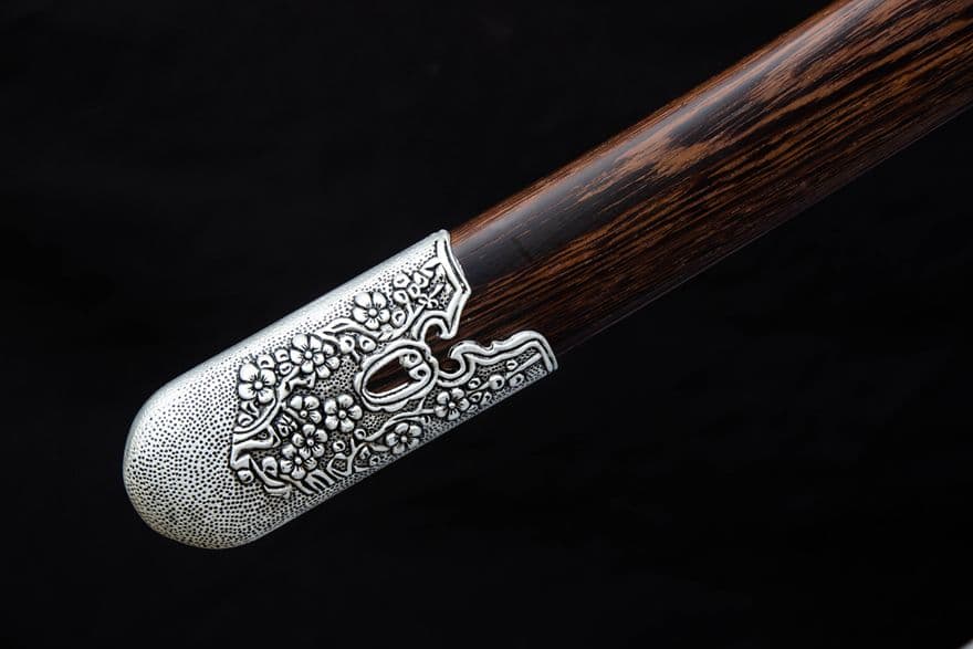 古兵器  武具　刀装具　日本刀　模造刀   居合刀 清刀 1本