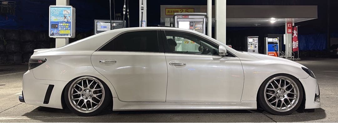 TEIN テイン　車高調　　マークX、クラウン、アルファード