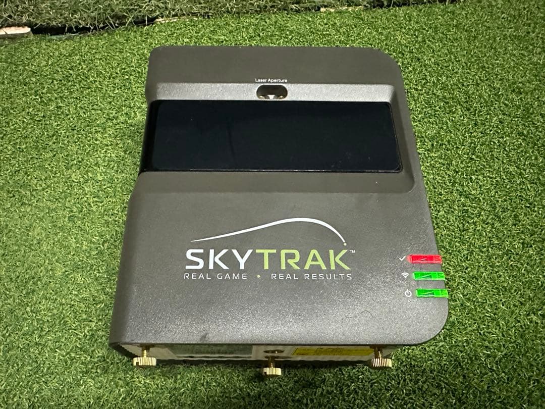 SKYTRAK 弾道測定器　iPad付きですぐに使える