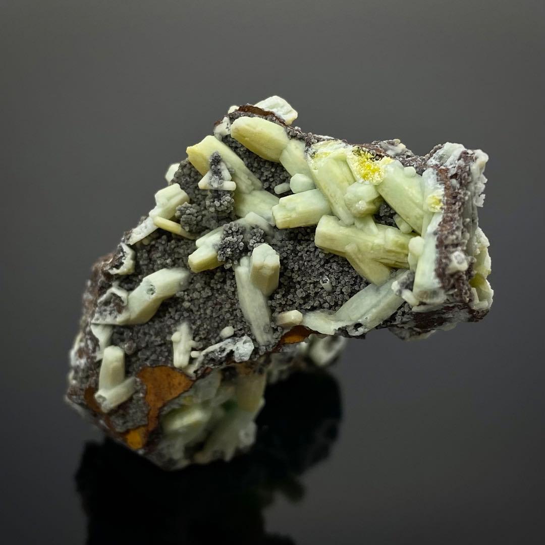 プルンボグマイト　鉛ゴム石　鉱物標本　原石鉱石　天然石　ストーン　バイカラー