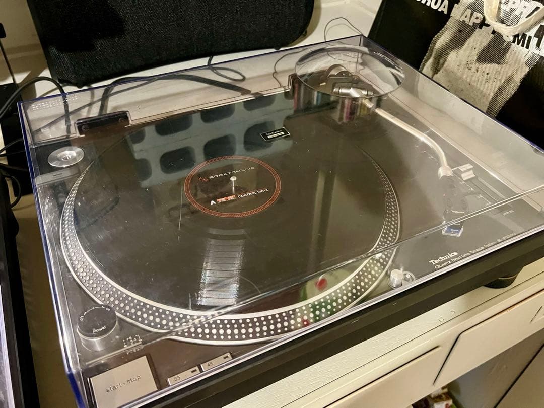 テクニックス　アナログ　ターンテーブル