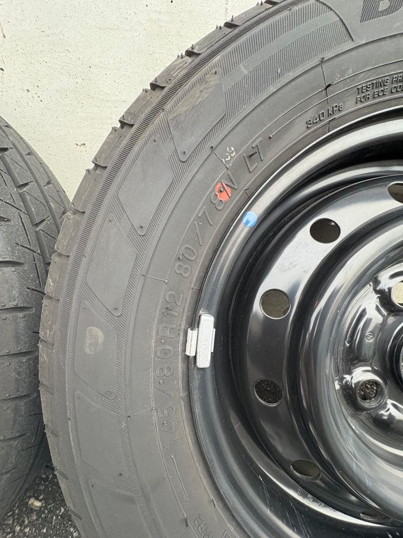 エブリィバン　鉄チンホイール　タイヤ付き 新車から1500キロ外し