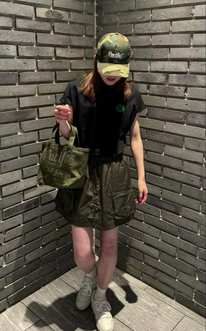 お値下げ新品未使用　PacificGOLFCLUB✖️NAKEDGOLF スカート