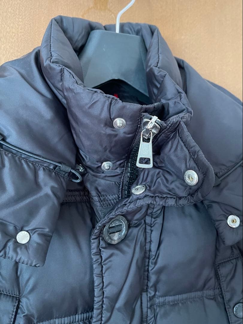 モンクレール MONCLERダウンジャケット SAUTERNE 黒 メンズ 0