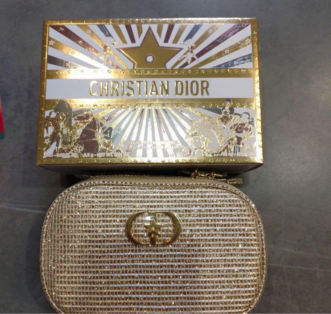Dior クリスマスコフレ2025 ディオール　ホリデーオファー 限定 ギフト