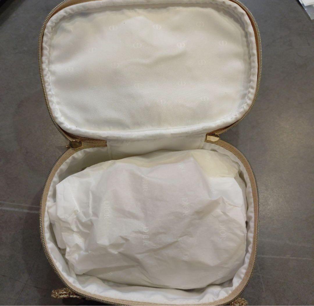 Dior クリスマスコフレ2025 ディオール　ホリデーオファー 限定 ギフト