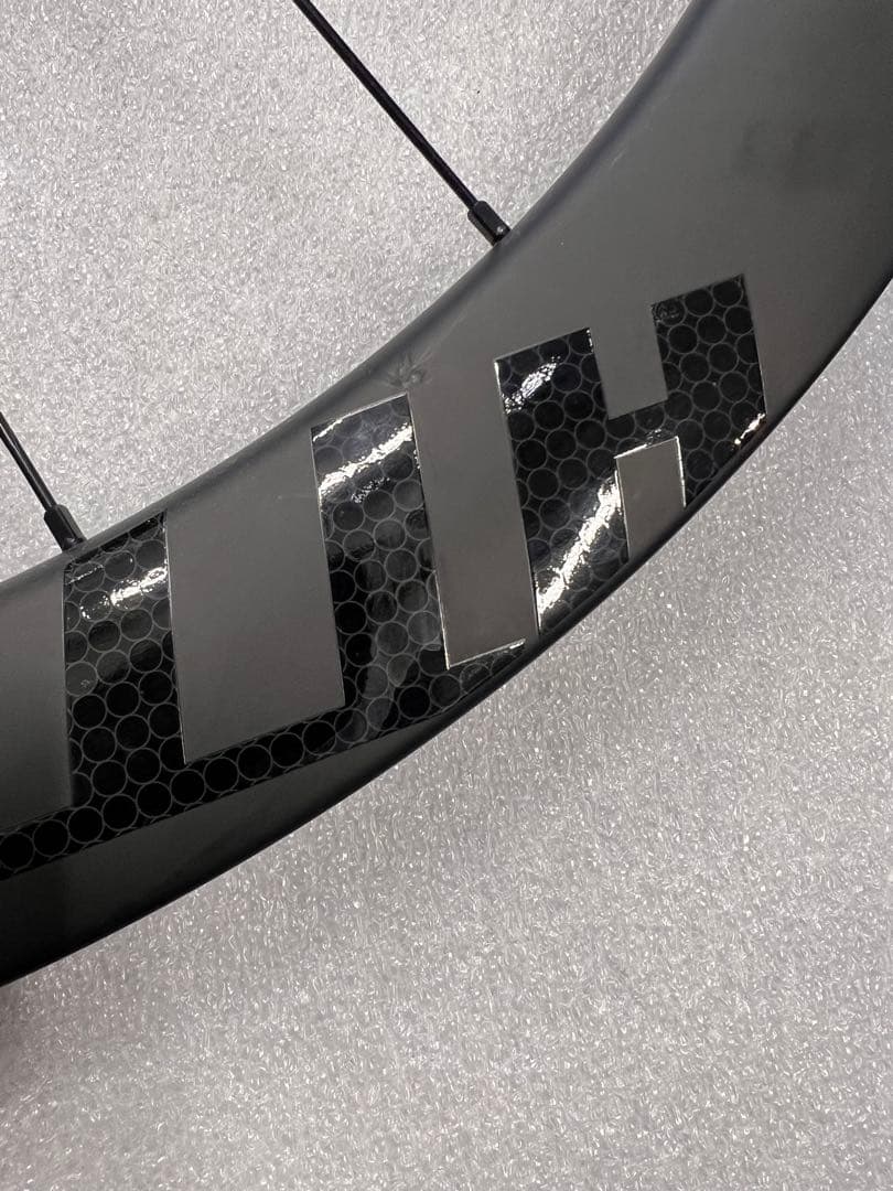 ATTAQUEカーボンホイール 50mm フロント