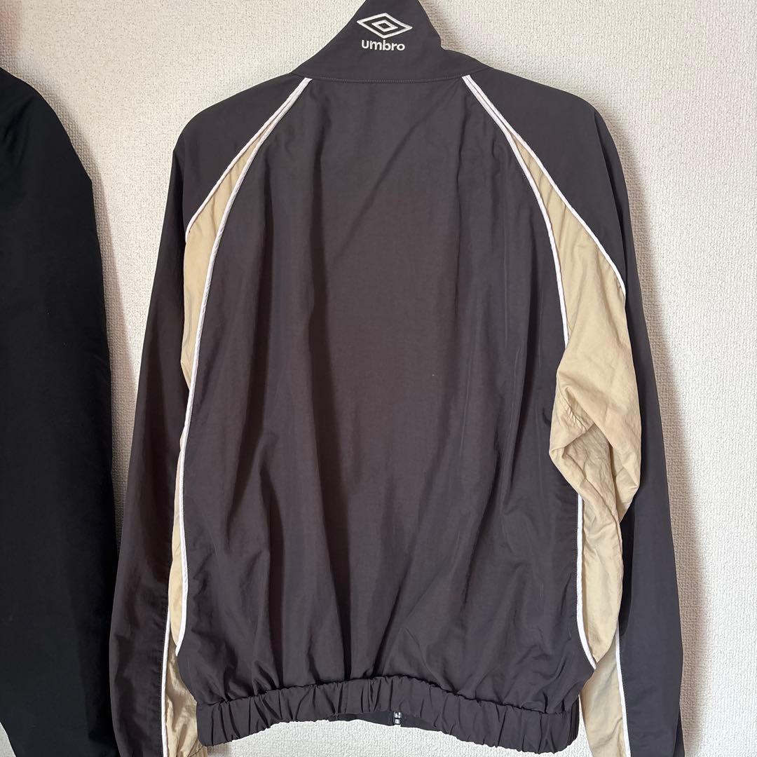 きゃめる　Umbro 9090 ナイロンジャケット