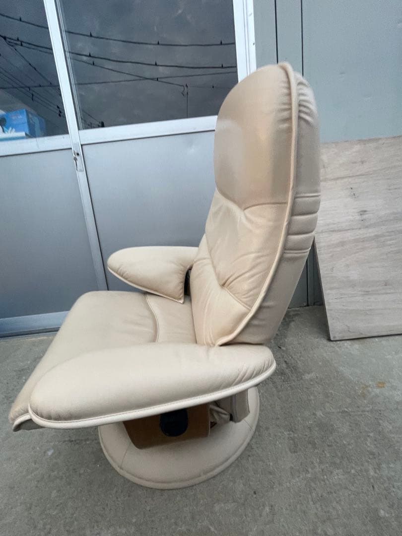 Karimoku カリモク家具 1人用ソファ 本革製 ベージュ