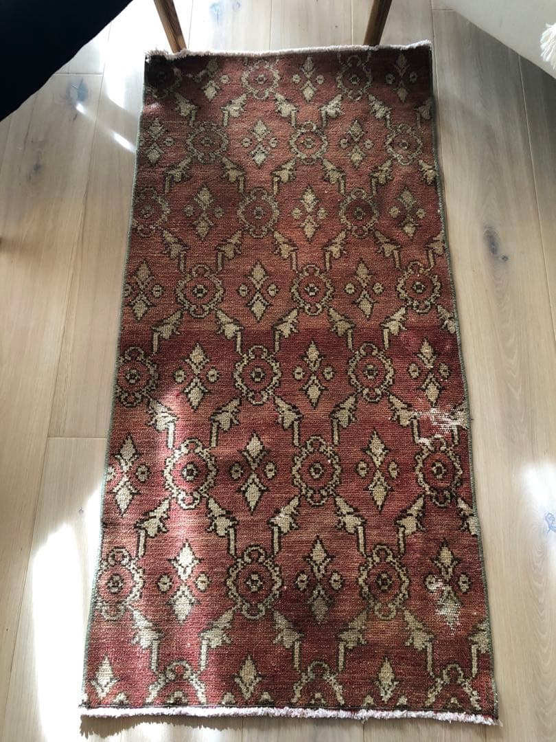 ヴィンテージラグ　ジオメトリック　幾何学　トルコ　アナトリア　オーバーダイ