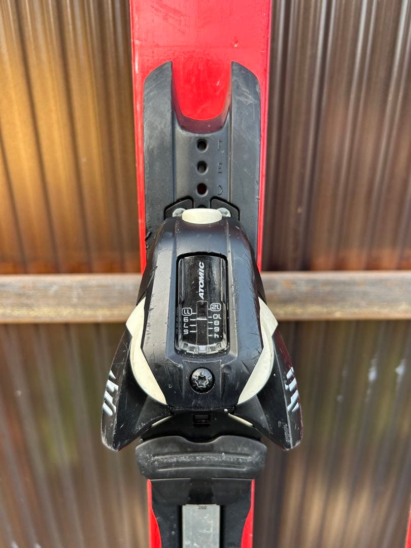大幅値下げ中!!!atomic アトミック スキー板 166cm