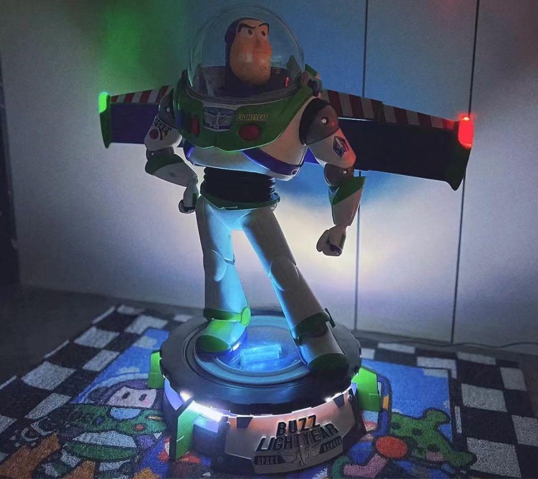 トイストーリー Paladin バスライトイヤー ト 電気めっき色 フィギュア