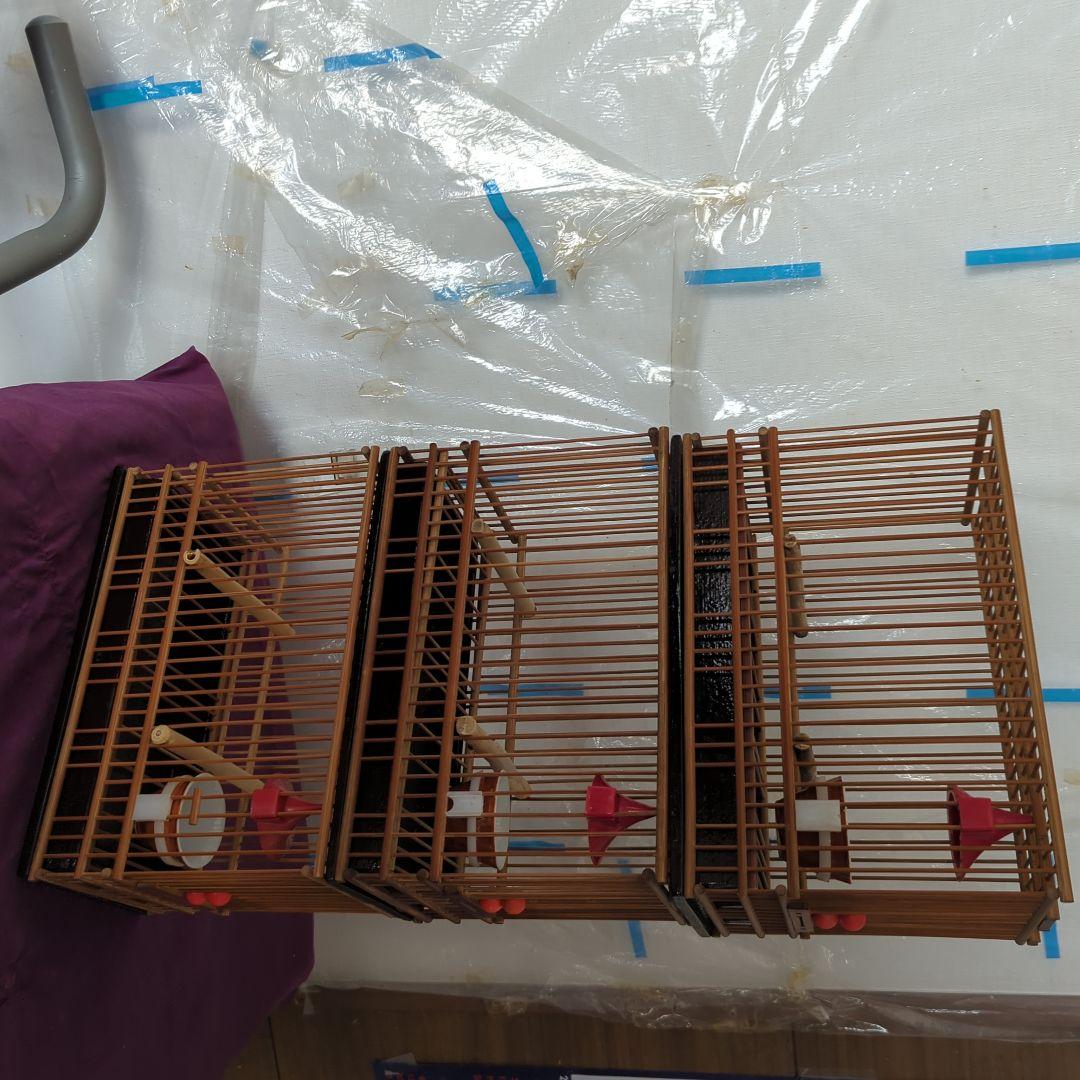 鳥籠　３セット。３羽用寝桶