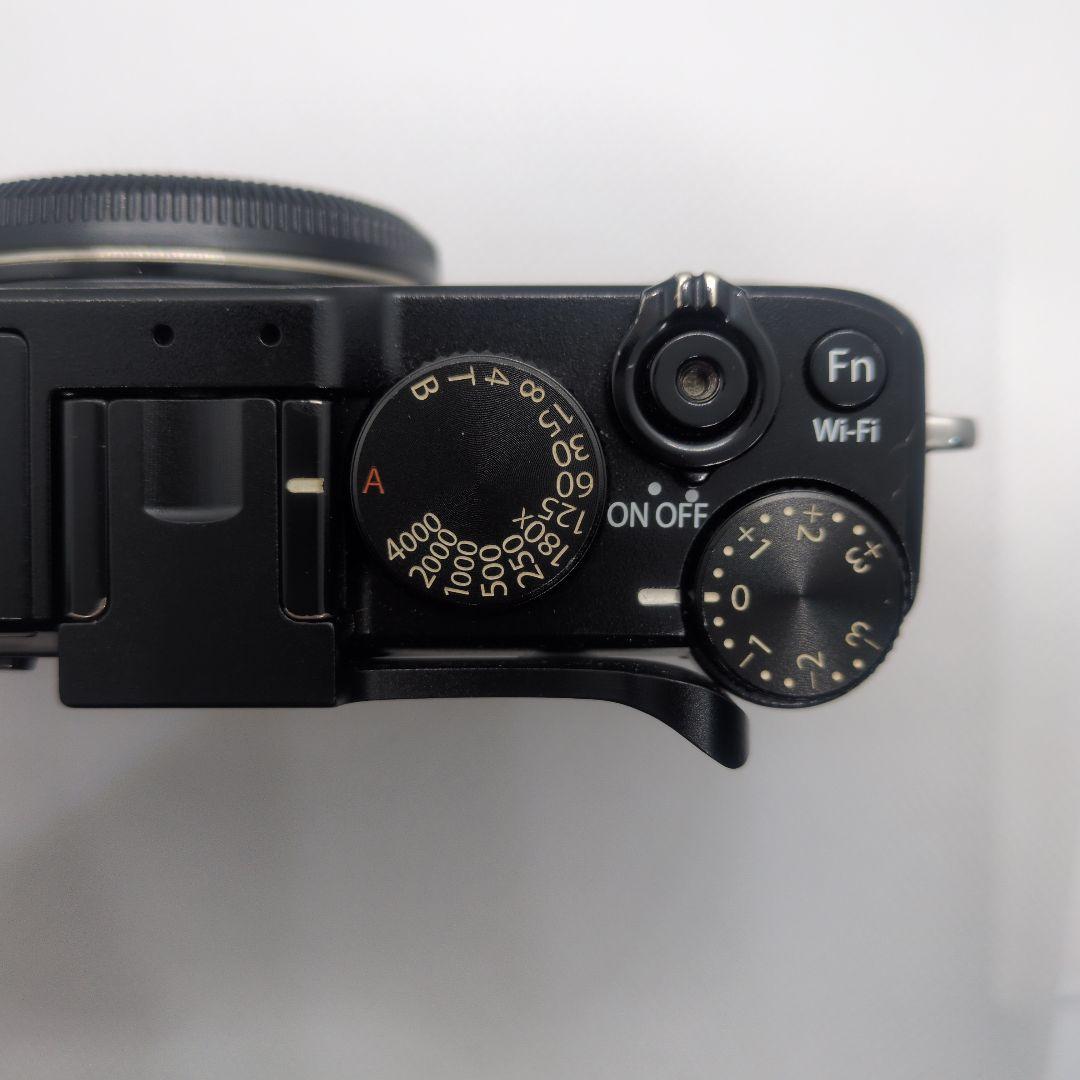 富士フイルム FUJIFILM X-E2 ボディ L字グリップ、充電コード付き
