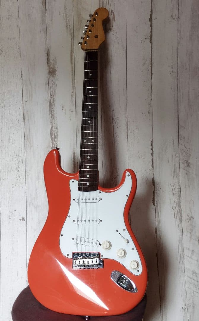 ストラトタイプエレキギター　ブランド不明