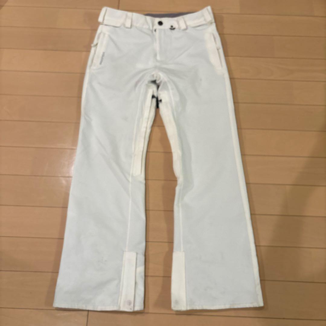 VOLCOM スノボウェア　アメリカサイズS 日本のＭサイズ相当　別売り不可