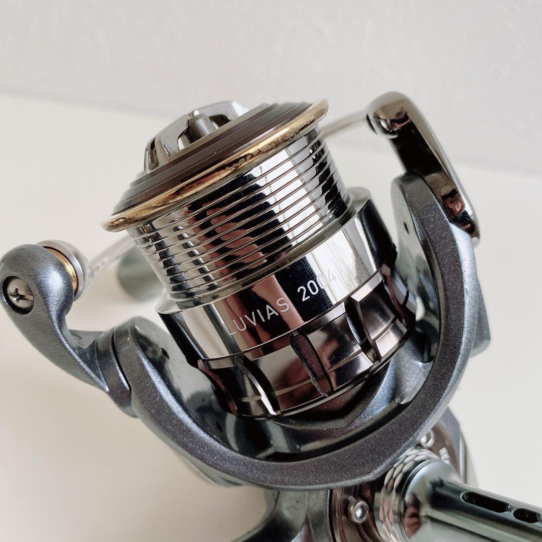 【美品】ダイワ ルビアス 15 2004 スピニングリール