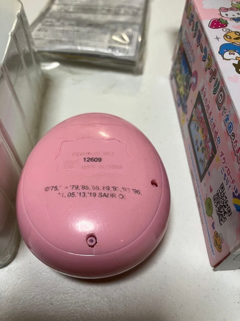 たまごっちみーつ サンリオコラボ　ピンク