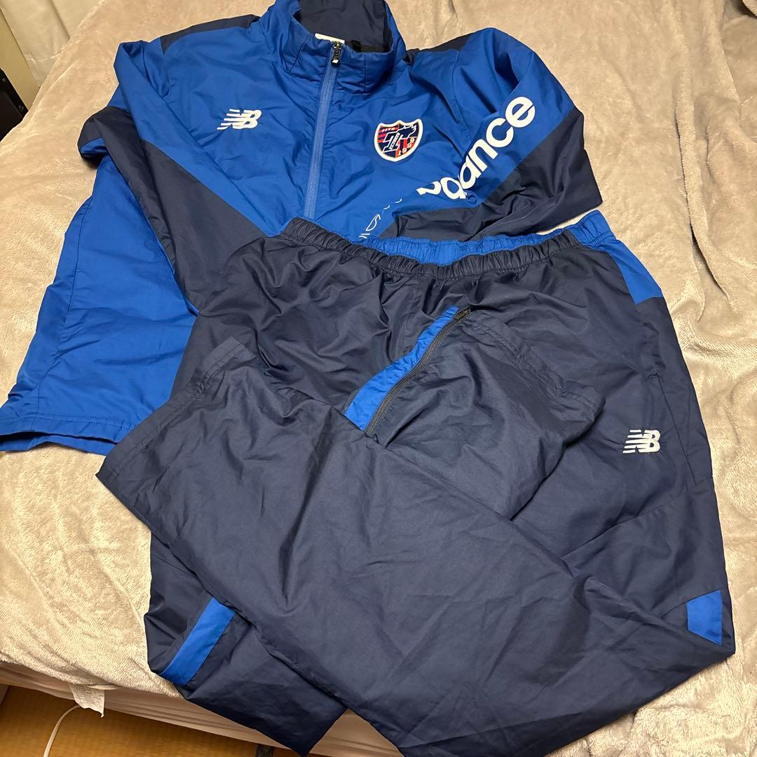 FC東京　支給　ウォーマー