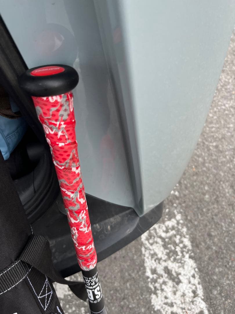 値下げしましたワニクラッシャー赤80cm600g一打席使用