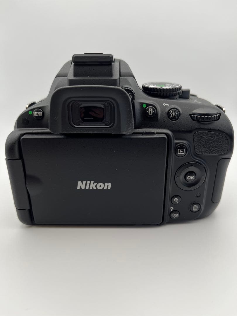 m.k.iさん専用『訳あり美品』Nikon D5100 デジタル一眼レフカメラ