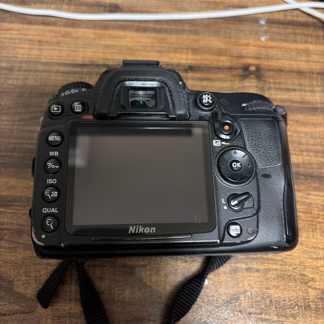 Nikon D7000 ボディ 純正充電器付き