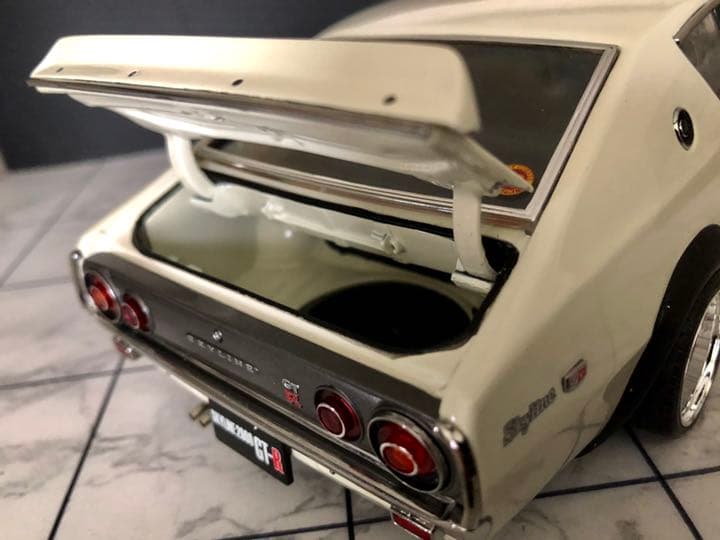 1/18 京商 スカイライン GT-R ケンメリ 白 ワタナベ 改造 カスタム