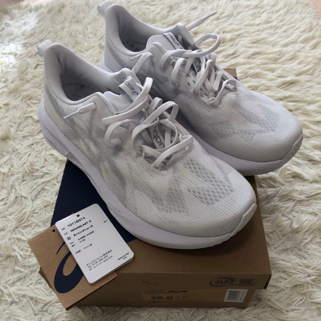 【美品】アシックスASICS NOVABLAST5 ホワイト 26.0cm