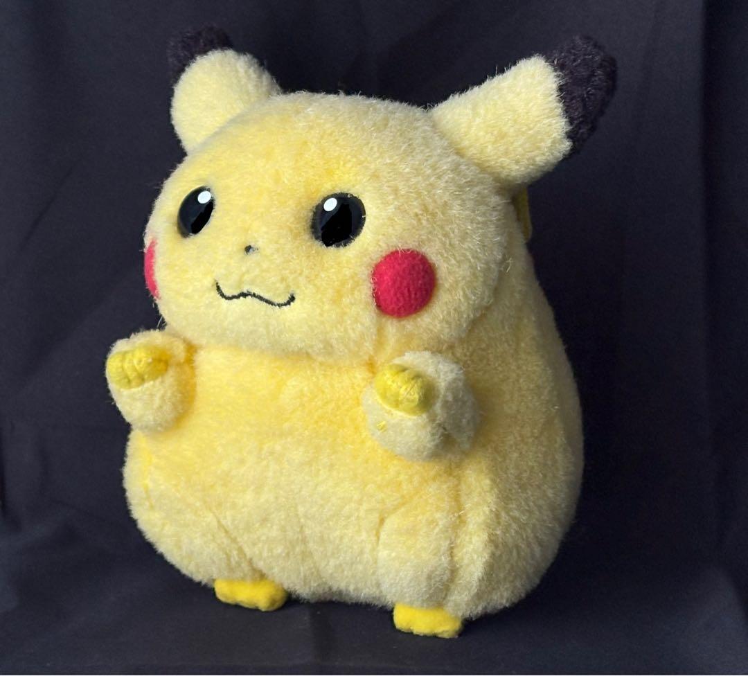 初期　ピカチュウ　TOMY ぬいぐるみ