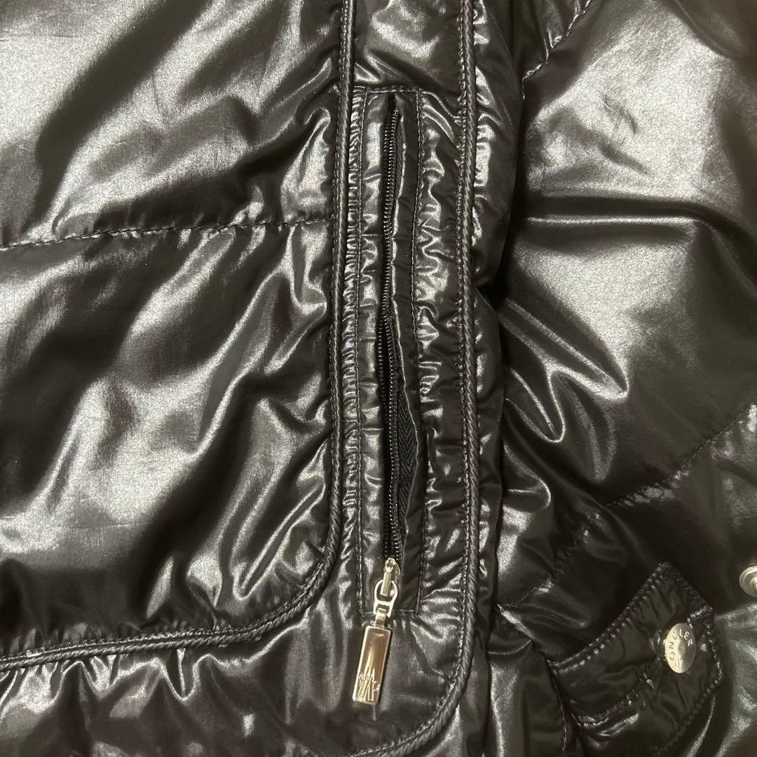 【訳あり】モンクレール MONCLER カメルーン メンズダウンジャケット