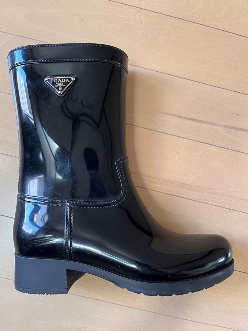 PRADA ブラック レインブーツ