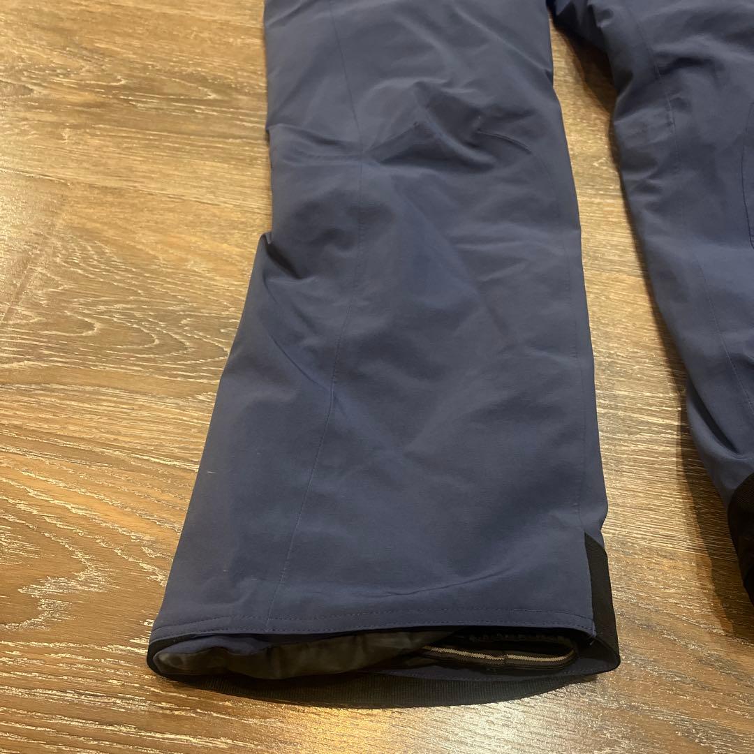 スキーウェア レディース Mサイズ サロモン　セットアップ　女性