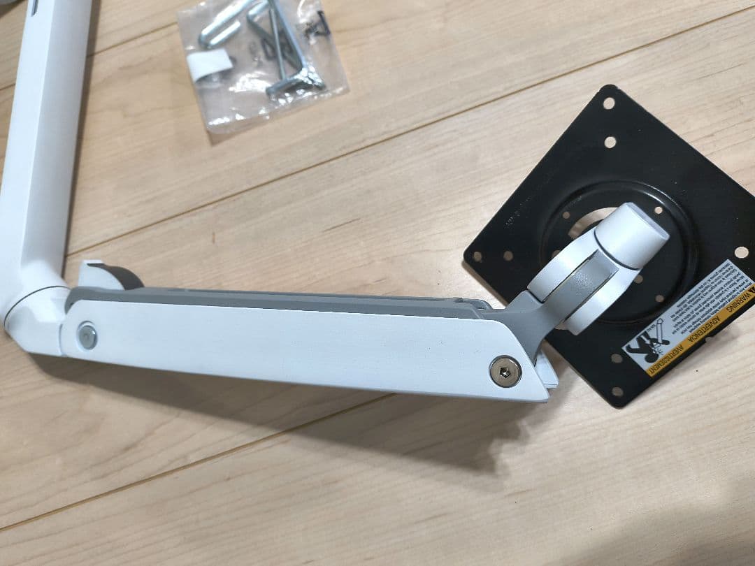 ERGOTRON エルゴトロン モニターアーム　ホワイト