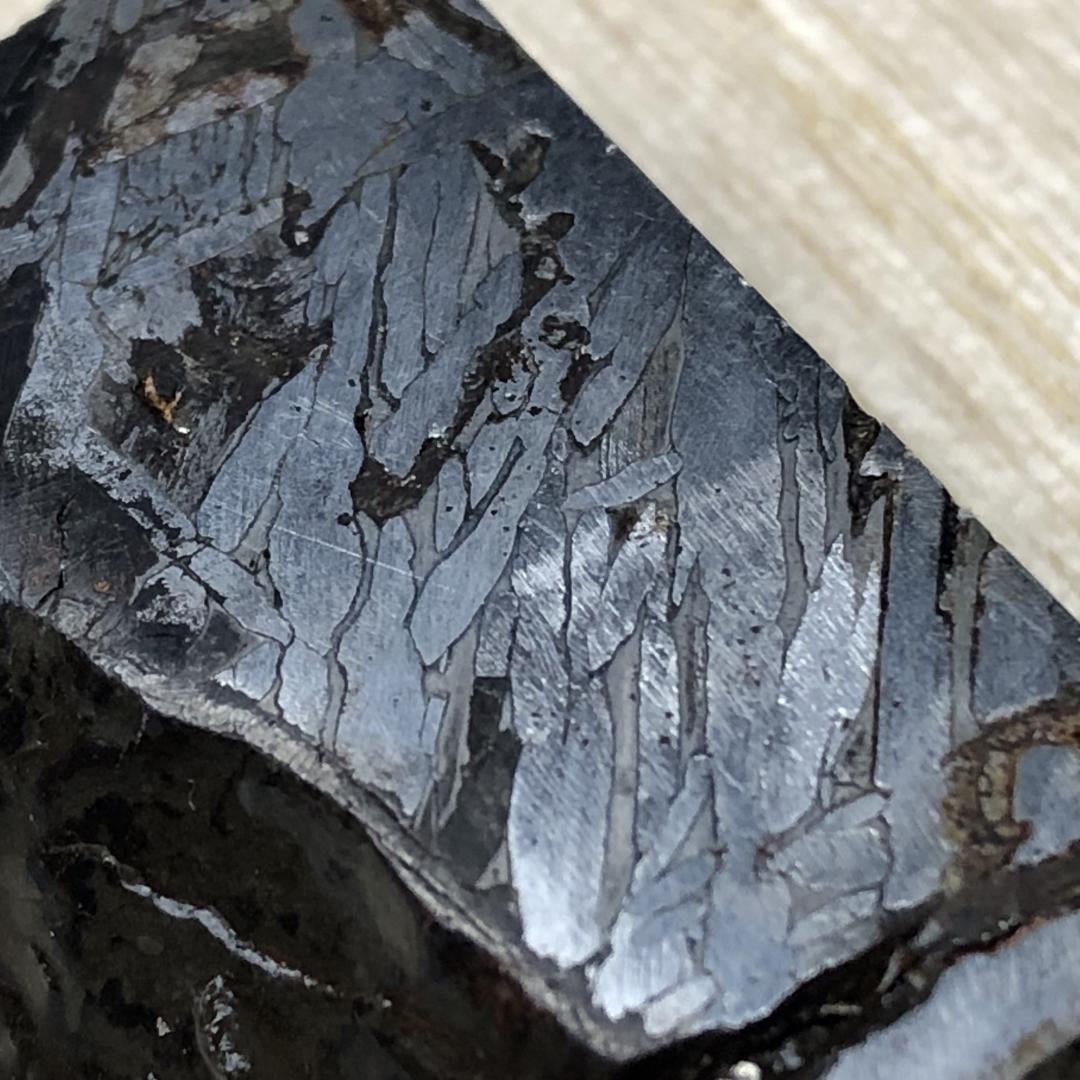 N*I様 アルタイ隕石 鉄隕石　外皮付き隕石　原石　2点纏め　重さ約87ｇ