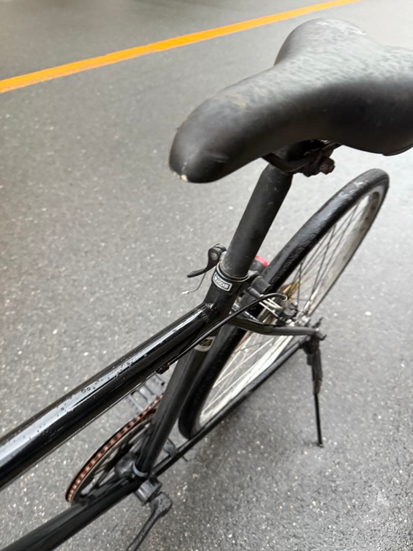 137 自転車 大阪市 【引取り限定】 28インチ 変速付き クロスバイク